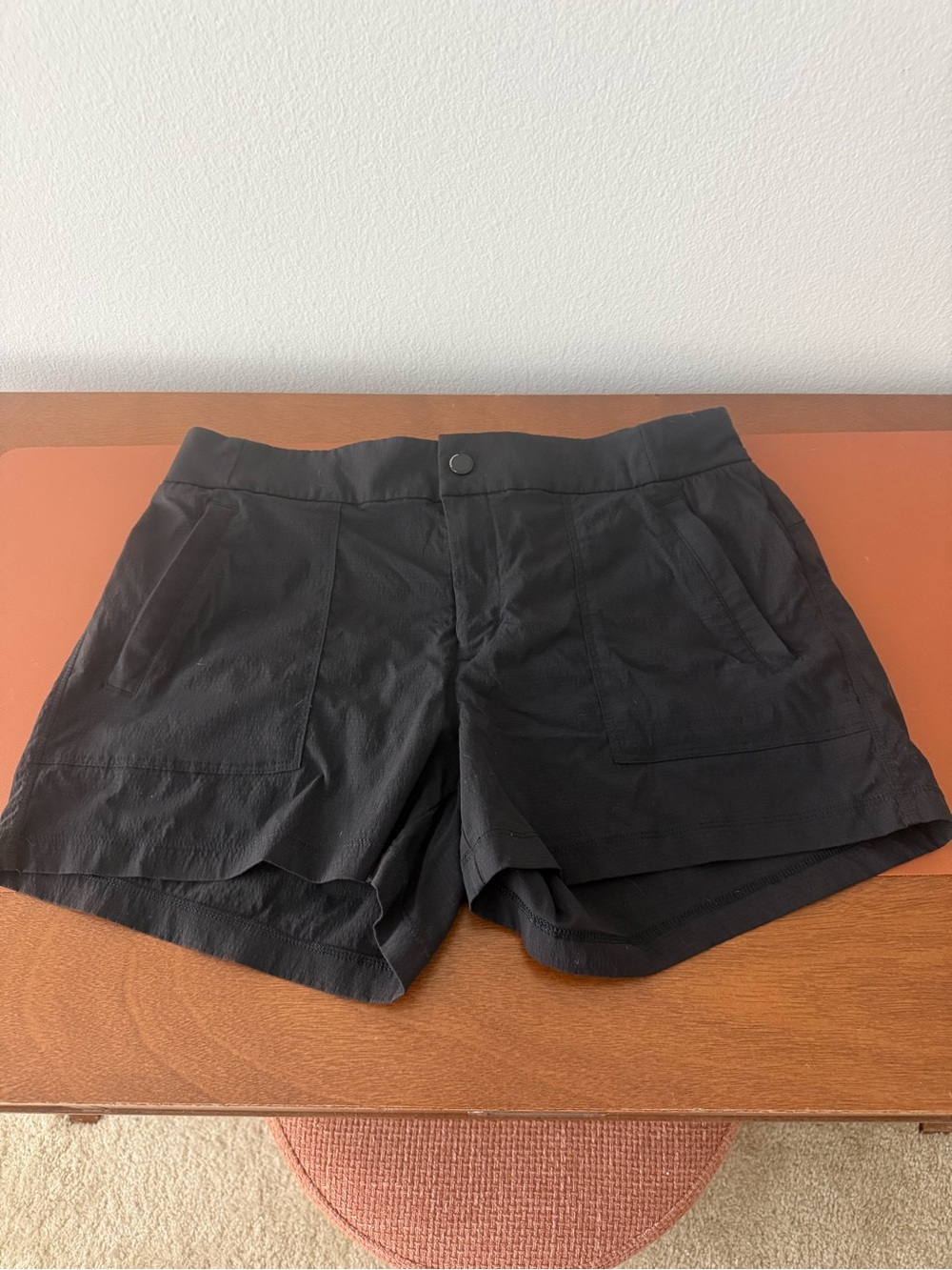 Athleta Black Athletic Pull-On Shorts